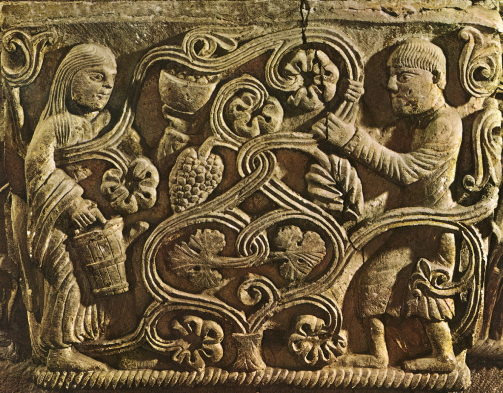 Parma, Cattedrale, navata di destra - capitello dei vendemmiatori, XII sec